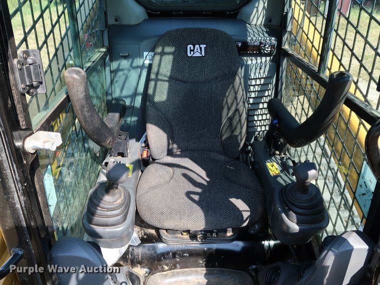 image for item KQ9722 2017 Caterpillar 299D2 XHP  skid steer loader