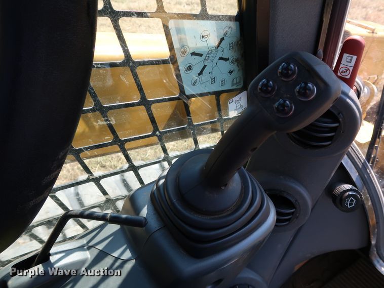 image for item KQ9722 2017 Caterpillar 299D2 XHP  skid steer loader