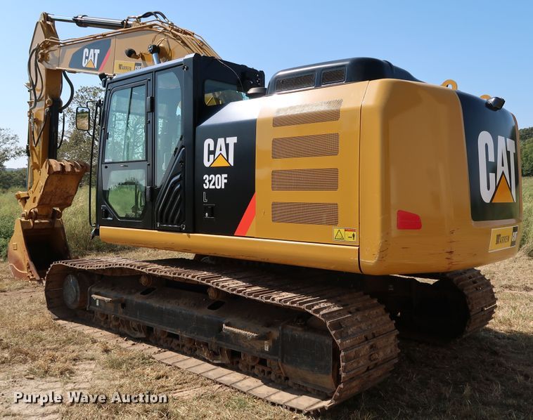 image for item KQ9723 2017 Caterpillar 320F L  excavator