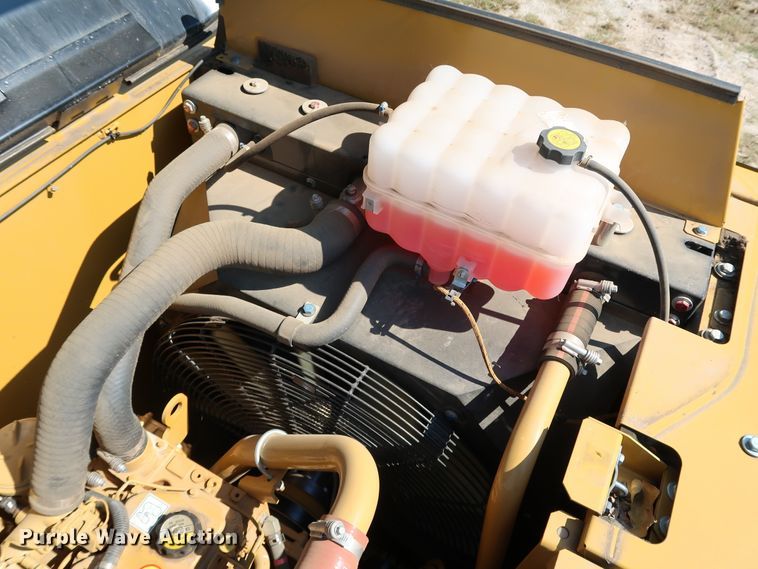 image for item KQ9723 2017 Caterpillar 320F L  excavator