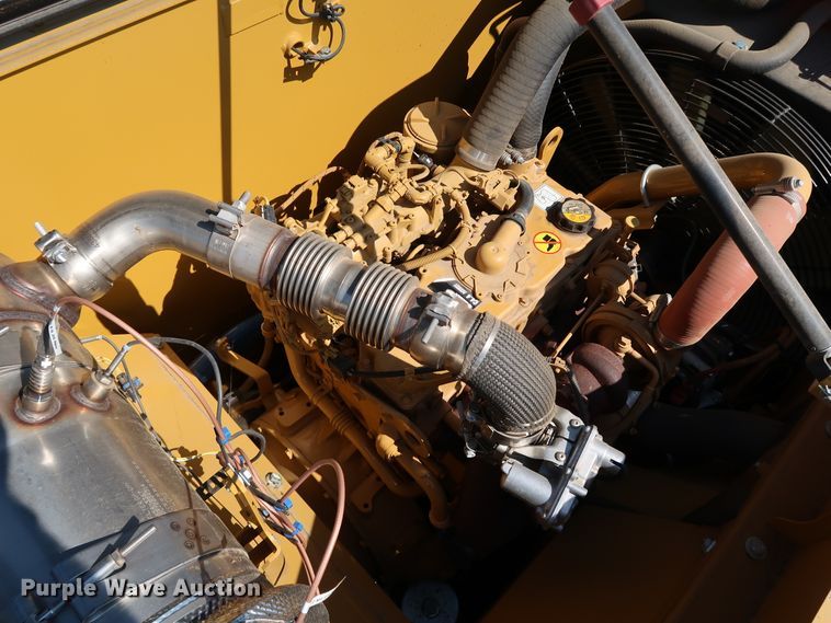 image for item KQ9723 2017 Caterpillar 320F L  excavator