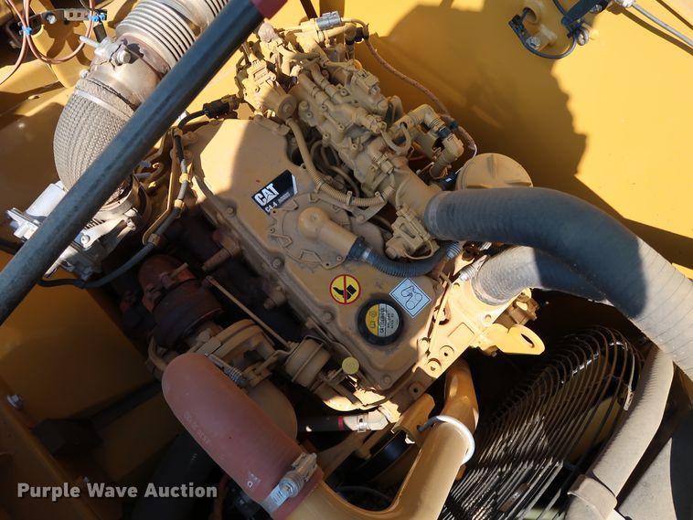 image for item KQ9723 2017 Caterpillar 320F L  excavator