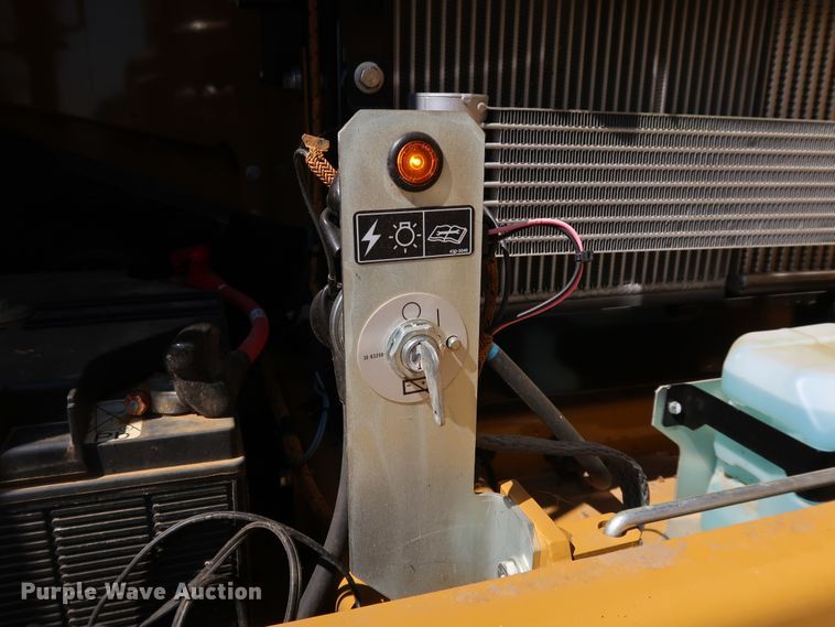 image for item KQ9723 2017 Caterpillar 320F L  excavator