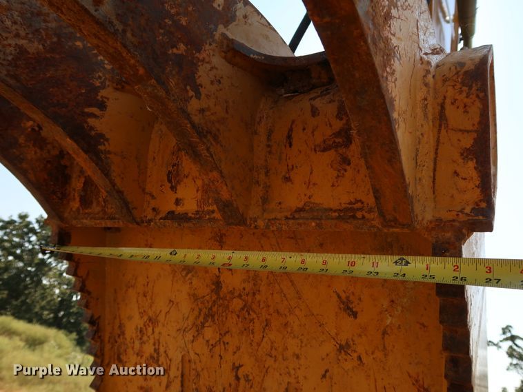 image for item KQ9723 2017 Caterpillar 320F L  excavator