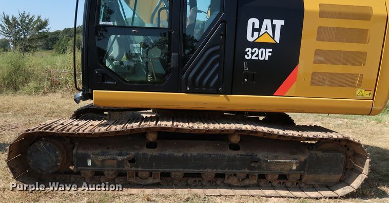 image for item KQ9723 2017 Caterpillar 320F L  excavator