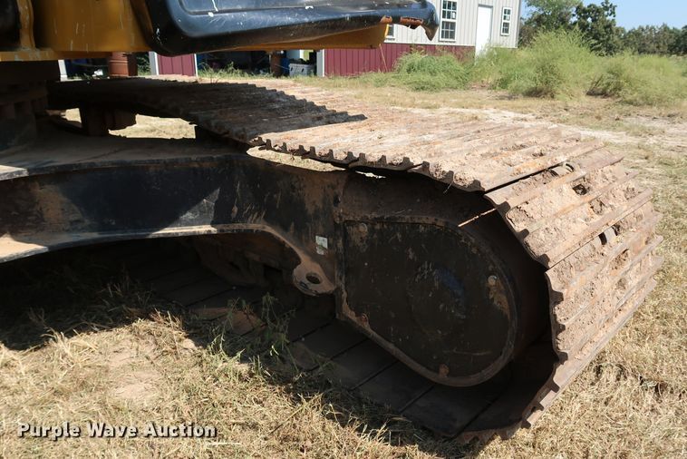 image for item KQ9723 2017 Caterpillar 320F L  excavator