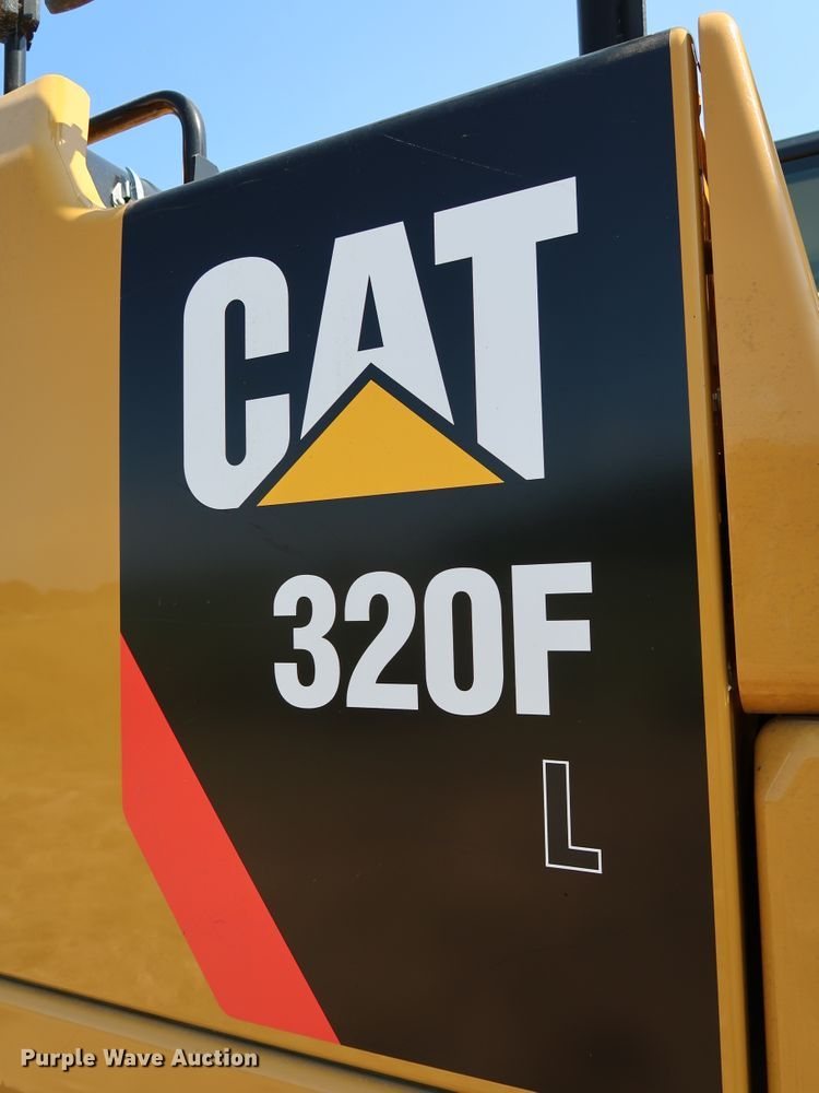 image for item KQ9723 2017 Caterpillar 320F L  excavator