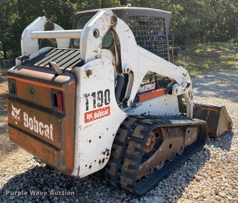 image for item KU9127 2010 Bobcat T190  tracked skid steer loader