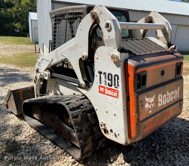 image for item KU9127 2010 Bobcat T190  tracked skid steer loader
