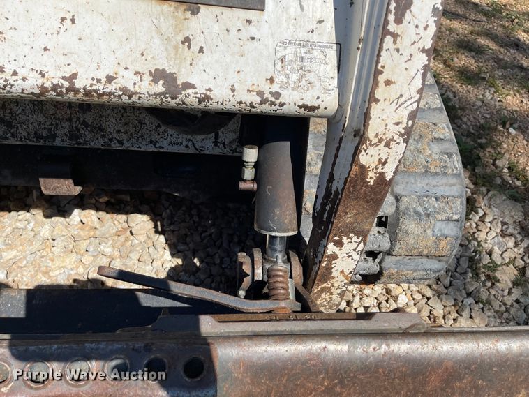 image for item KU9127 2010 Bobcat T190  tracked skid steer loader