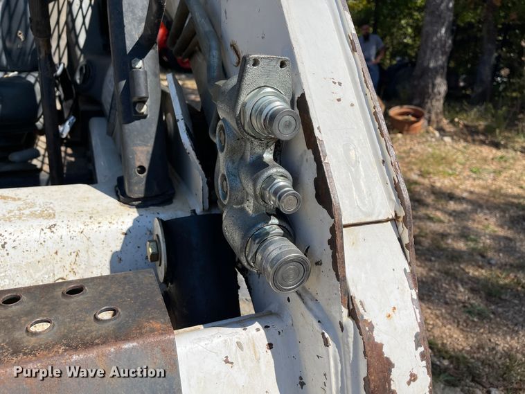 image for item KU9127 2010 Bobcat T190  tracked skid steer loader