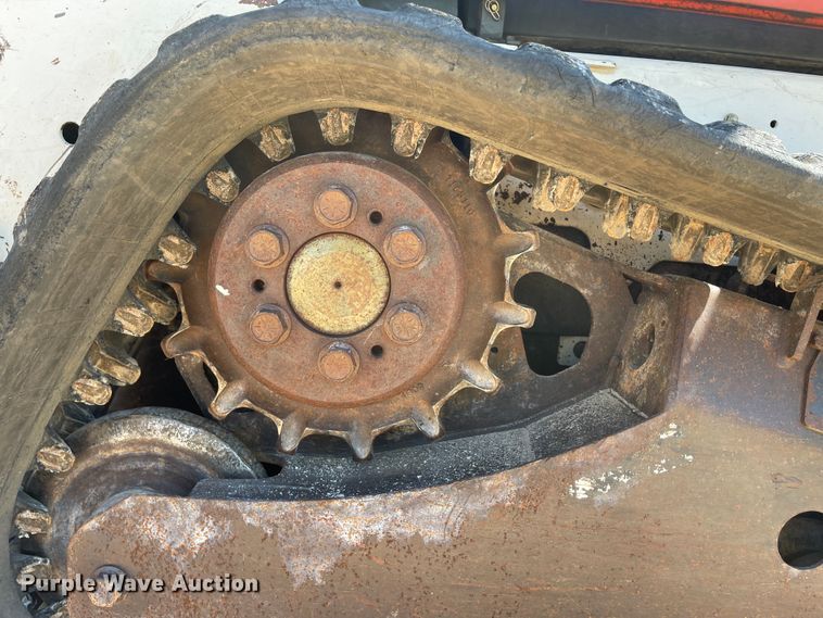 image for item KU9127 2010 Bobcat T190  tracked skid steer loader