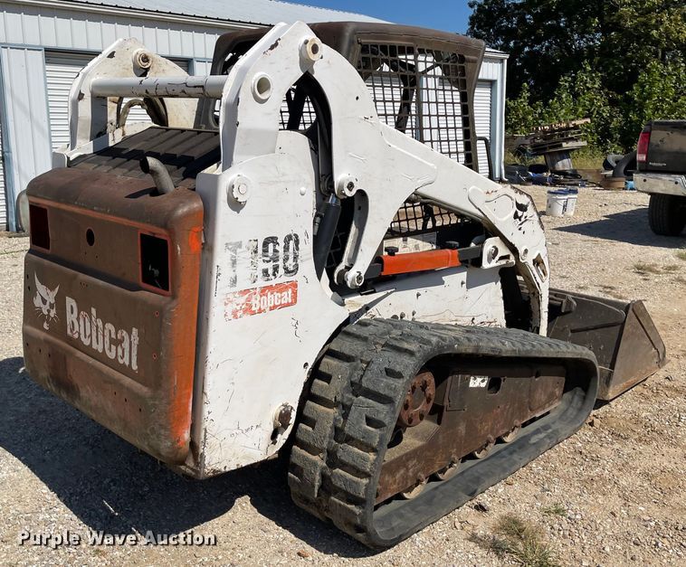 image for item KU9128 2006 Bobcat T190  tracked skid steer loader