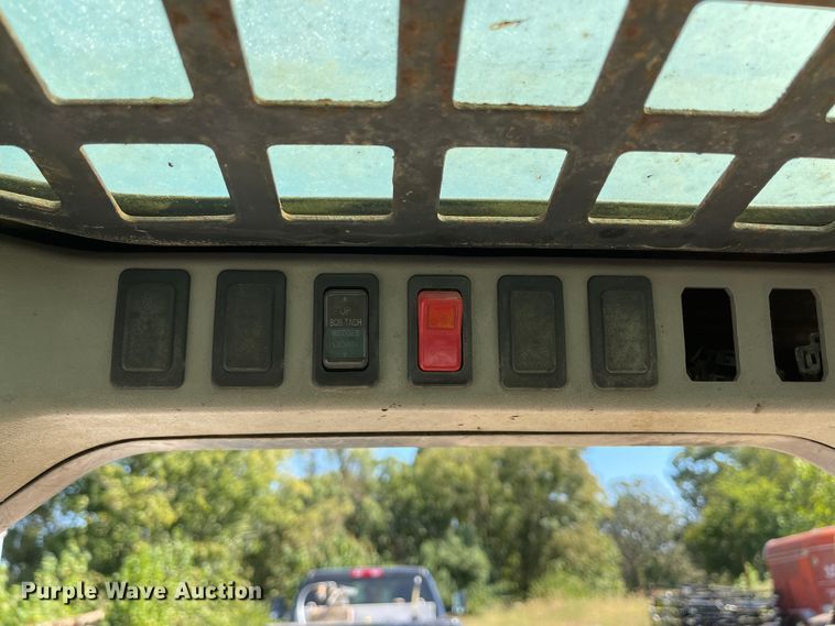 image for item KU9128 2006 Bobcat T190  tracked skid steer loader