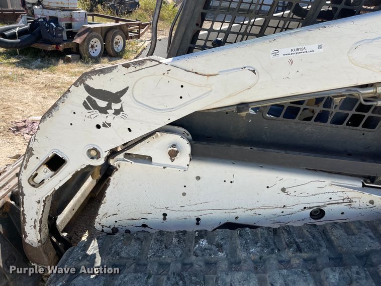 image for item KU9128 2006 Bobcat T190  tracked skid steer loader