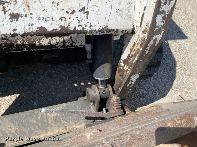 image for item KU9128 2006 Bobcat T190  tracked skid steer loader