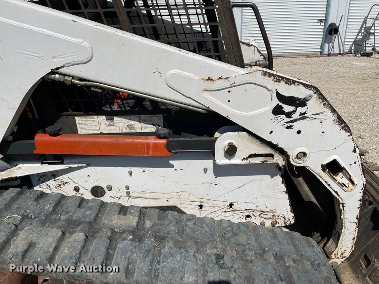 image for item KU9128 2006 Bobcat T190  tracked skid steer loader