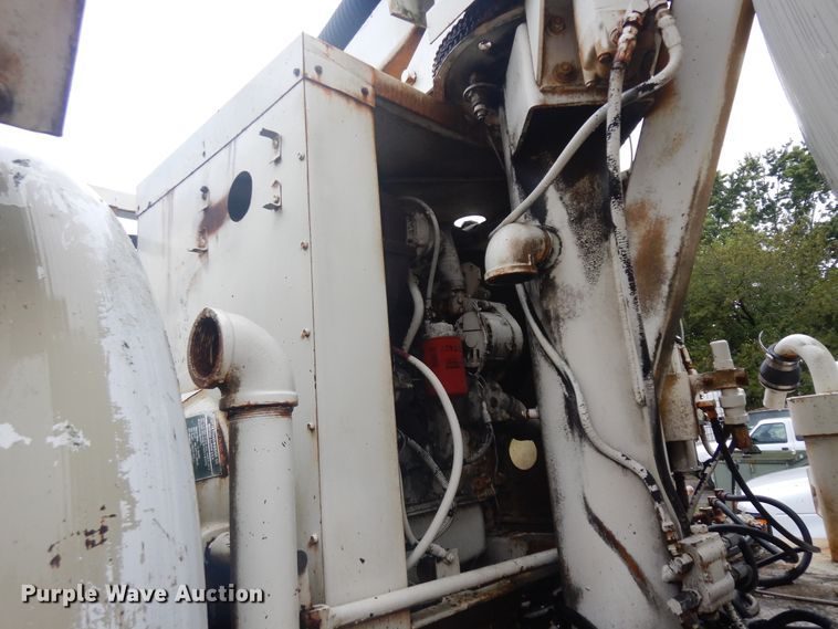 image for item KU9143 1987 Ford L8000  sewer jetter truck