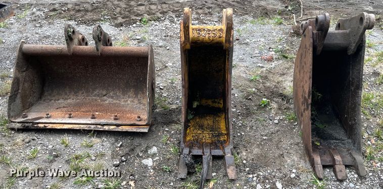 image for item KU9146 (3) excavator buckets