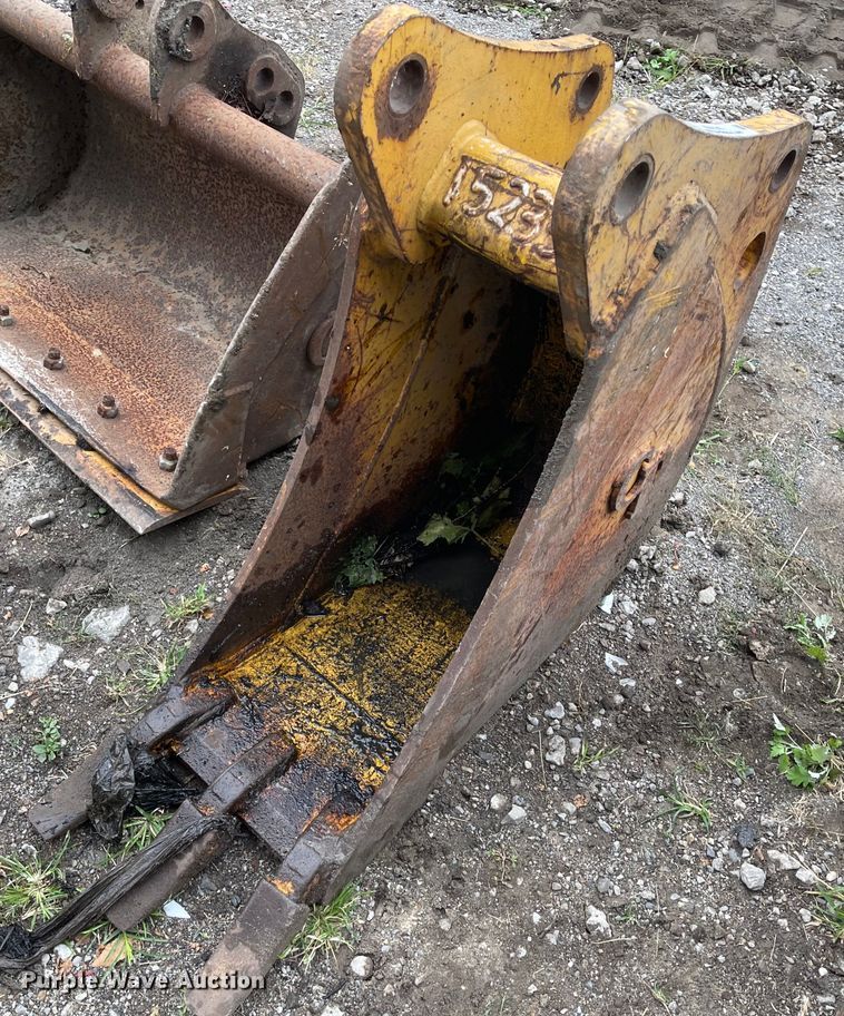 image for item KU9146 (3) excavator buckets