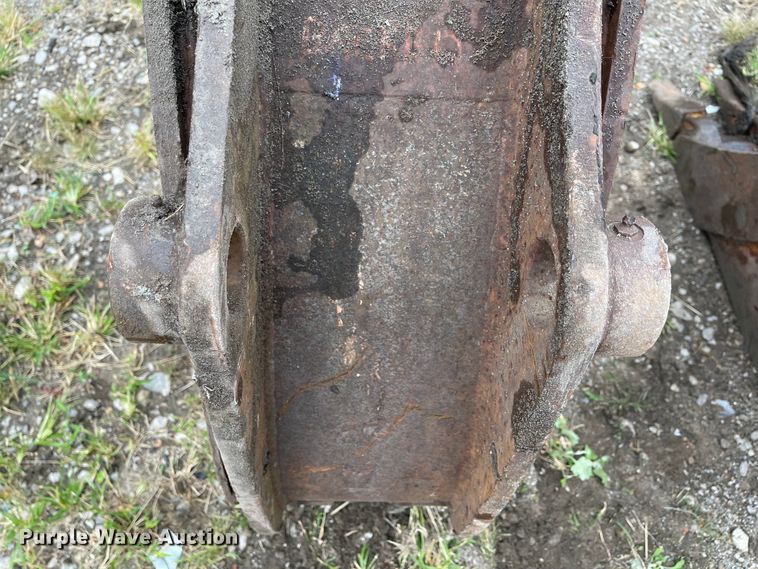 image for item KU9146 (3) excavator buckets