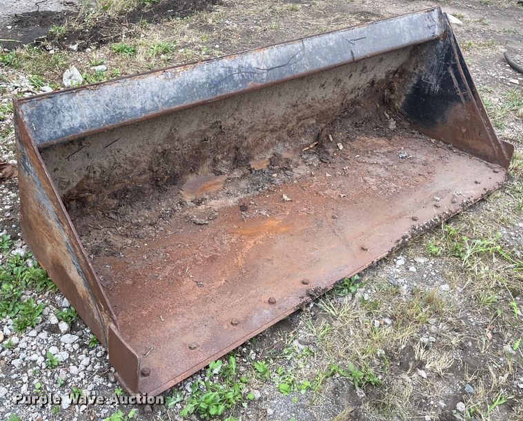 image for item KU9147 Caterpillar  85"W skid steer bucket