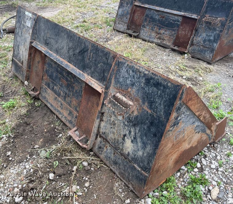 image for item KU9147 Caterpillar  85"W skid steer bucket