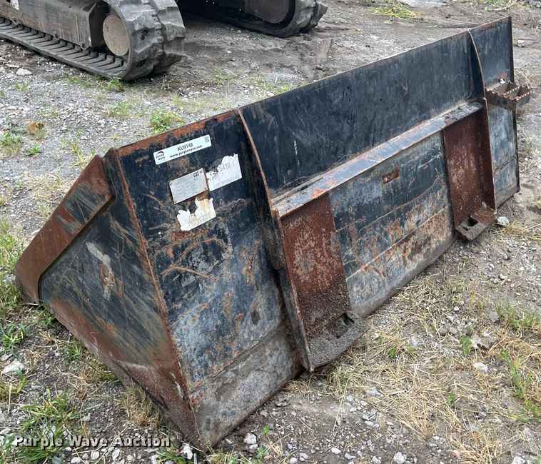 image for item KU9148 Caterpillar  73"W skid steer bucket