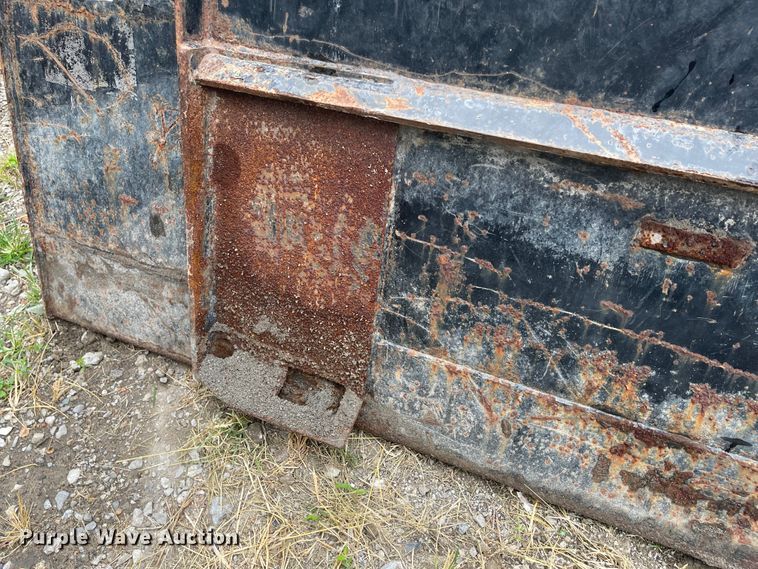 image for item KU9148 Caterpillar  73"W skid steer bucket