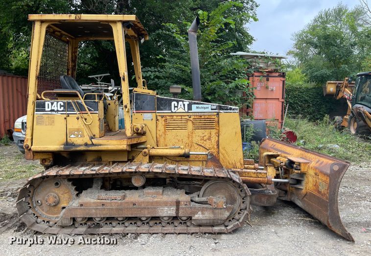 image for item KU9149 1995 Caterpillar D4C Series 3  dozer