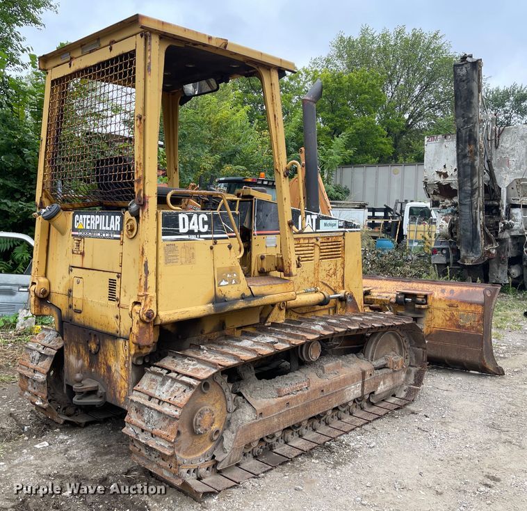 image for item KU9149 1995 Caterpillar D4C Series 3  dozer