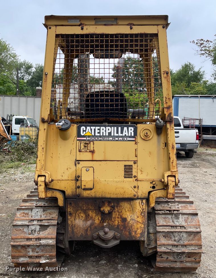 image for item KU9149 1995 Caterpillar D4C Series 3  dozer