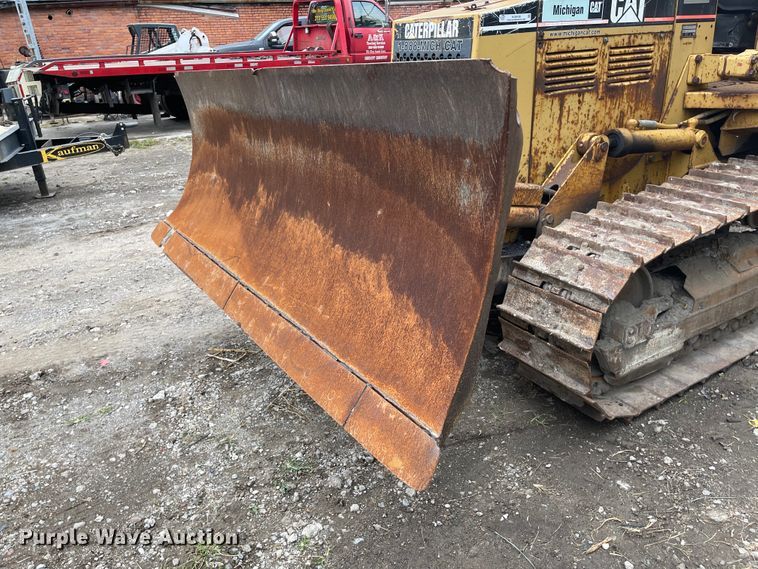 image for item KU9149 1995 Caterpillar D4C Series 3  dozer