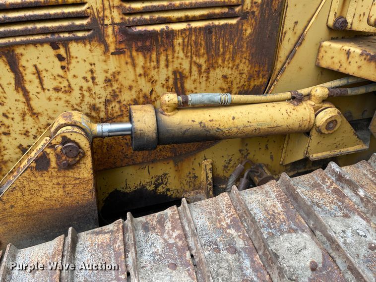 image for item KU9149 1995 Caterpillar D4C Series 3  dozer