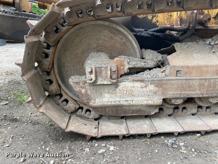 image for item KU9149 1995 Caterpillar D4C Series 3  dozer