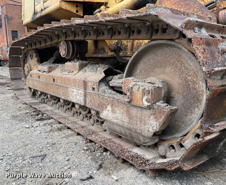 image for item KU9149 1995 Caterpillar D4C Series 3  dozer