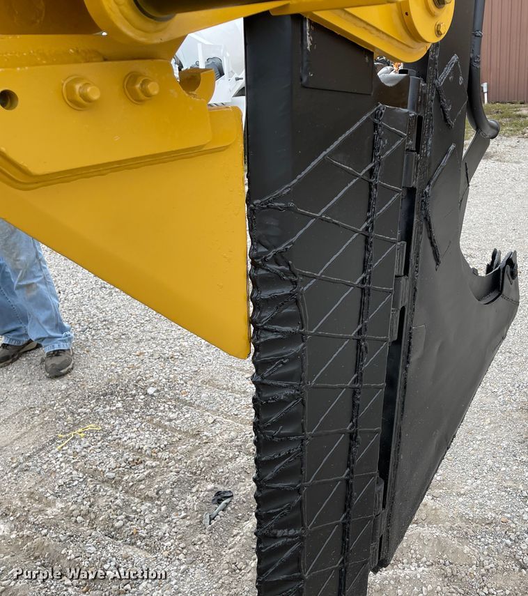 image for item KU9210 1999 Vermeer P125  cable plow