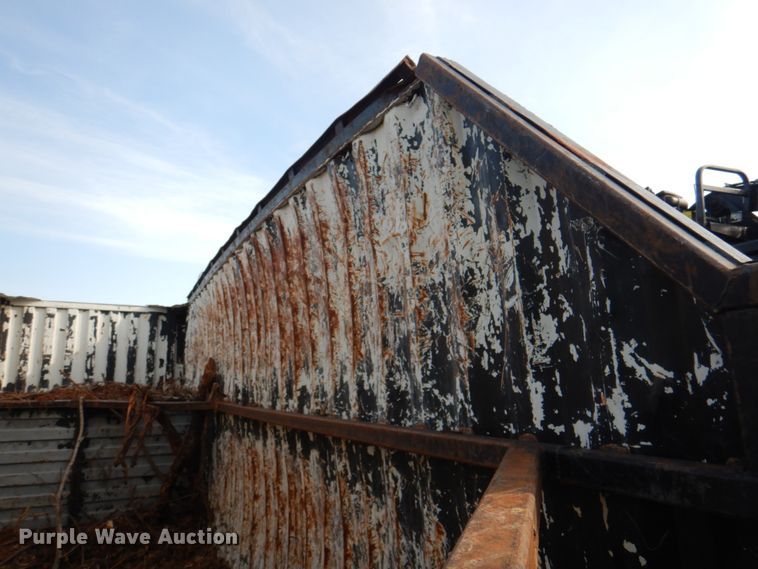 image for item KX9299 Grapple truck bed