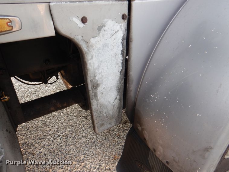 image for item KX9308 1990 Peterbilt 378  crane truck