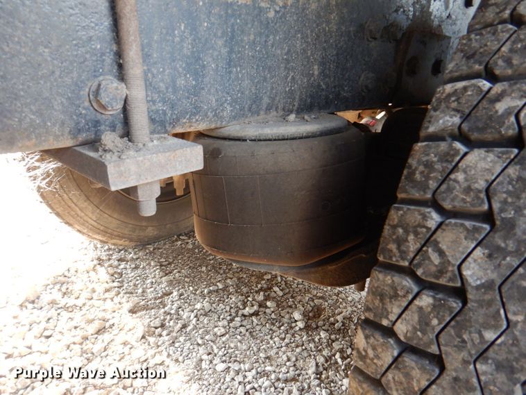 image for item KX9308 1990 Peterbilt 378  crane truck