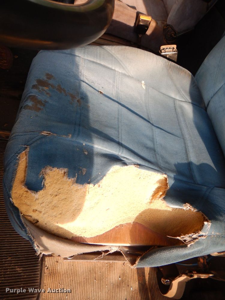 image for item KX9308 1990 Peterbilt 378  crane truck