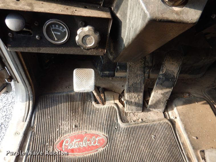 image for item KX9308 1990 Peterbilt 378  crane truck