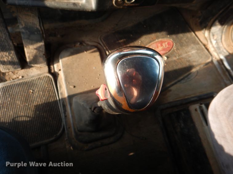 image for item KX9308 1990 Peterbilt 378  crane truck