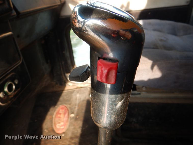 image for item KX9308 1990 Peterbilt 378  crane truck