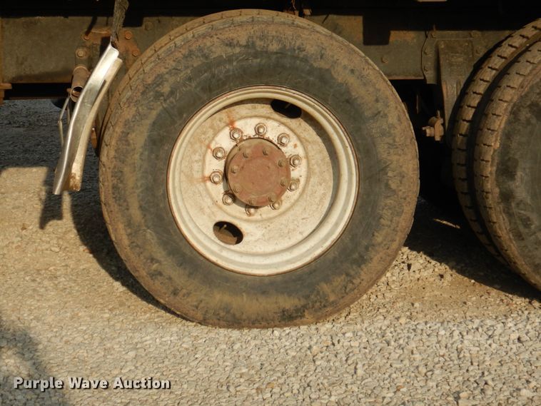 image for item KX9308 1990 Peterbilt 378  crane truck