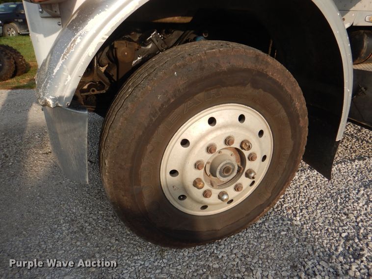 image for item KX9308 1990 Peterbilt 378  crane truck