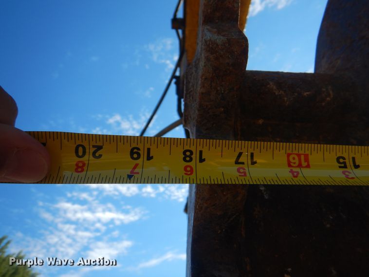 image for item KX9337 2000 Komatsu PC128US-2  excavator