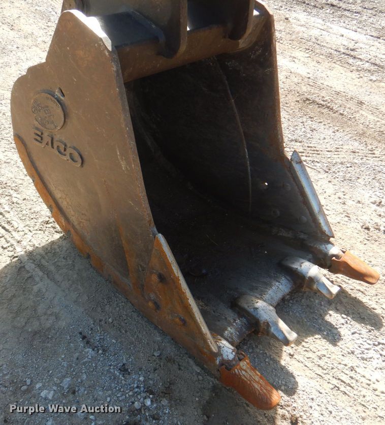 image for item KX9337 2000 Komatsu PC128US-2  excavator