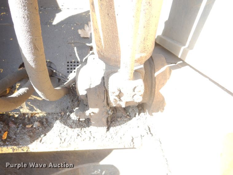 image for item KX9337 2000 Komatsu PC128US-2  excavator