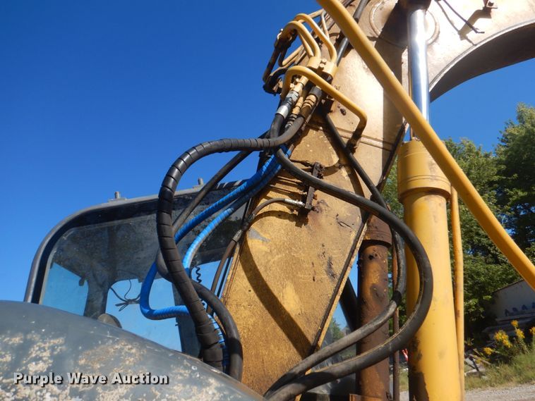 image for item KX9337 2000 Komatsu PC128US-2  excavator